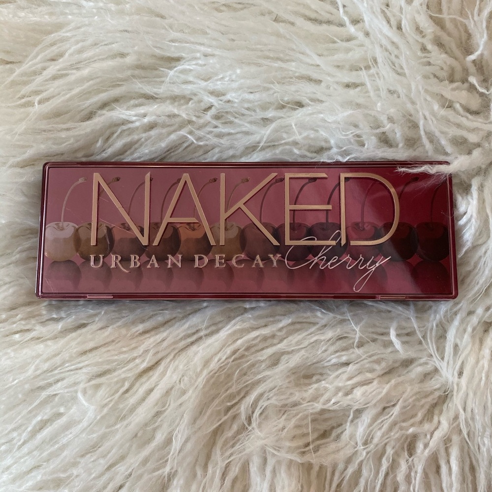 Urban Decay Naked Cherry Eyeshadow Palette